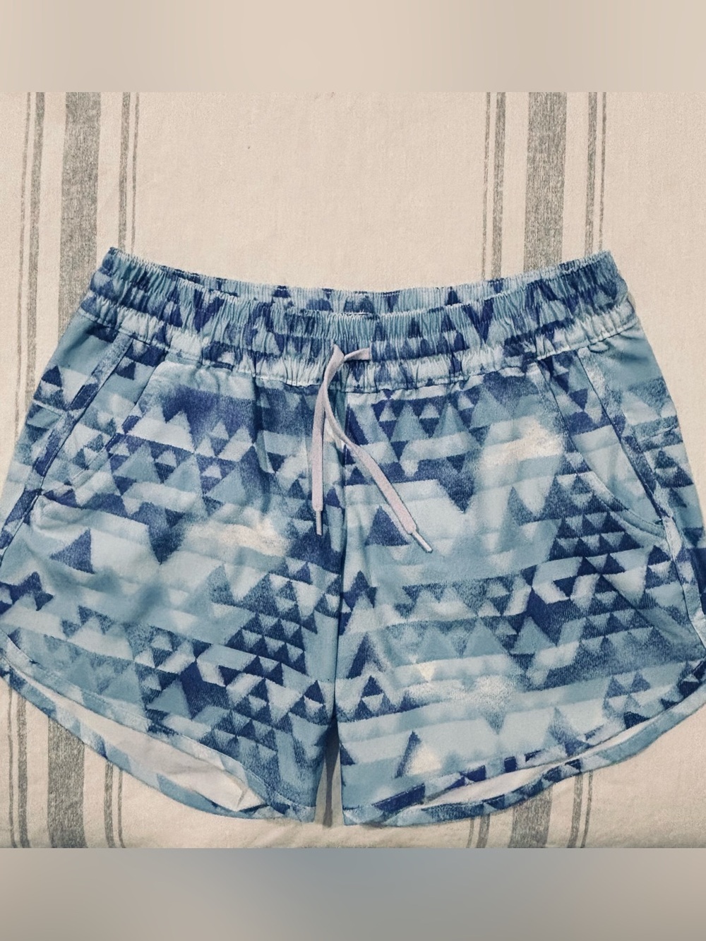 Columbia Light Blue & Navy Geometric Athletic Shorts